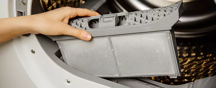Signs Of A Clogged Dryer Lint Trap in Fort Washington, Maryland